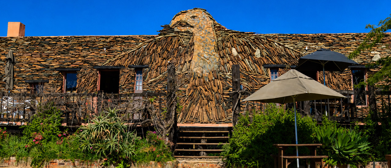 Karoo-Saloon-Eagle